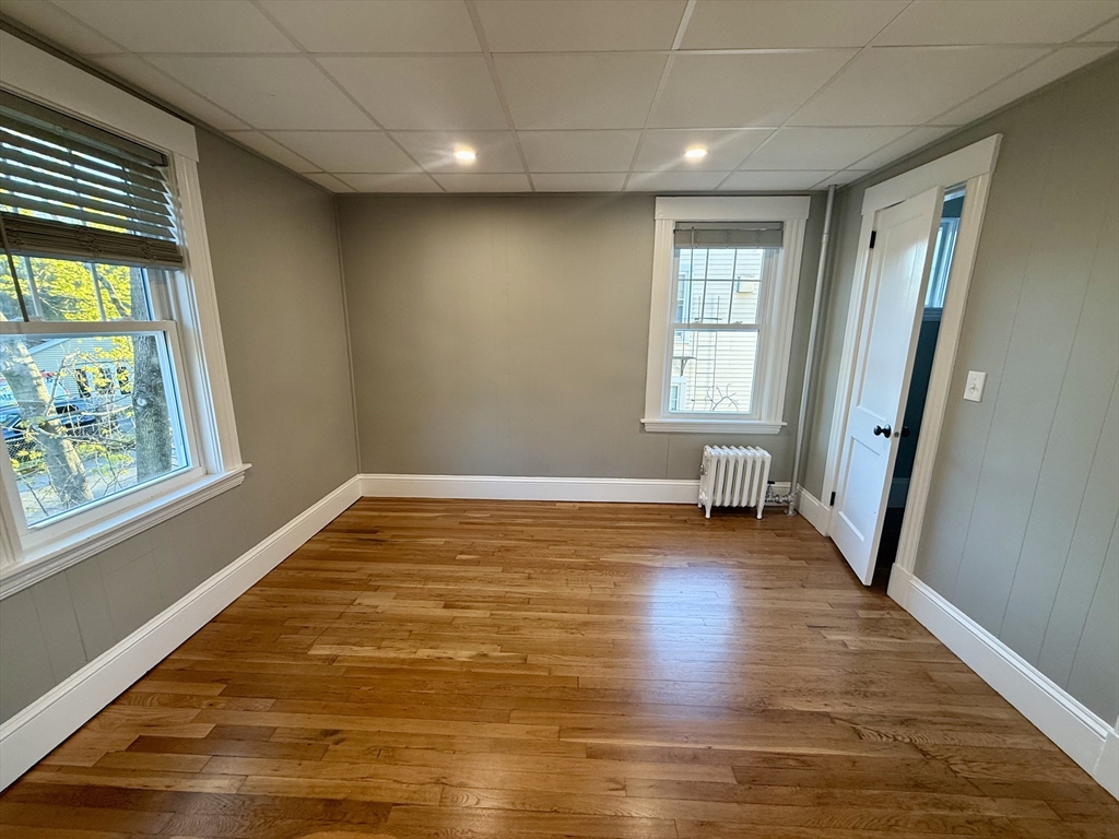 198 E Central St, Franklin, Massachusetts, 1 Bedroom Bedrooms, 4 Rooms Rooms,1 BathroomBathrooms,Residential Lease,For Rent,E Central St,73510116