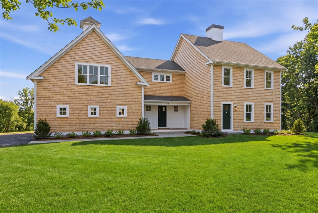 50 Chestnut St, Duxbury, Massachusetts, 4 Bedrooms Bedrooms, 9 Rooms Rooms,3.5 BathroomsBathrooms,Residential,For Sale,Chestnut St,73509947
