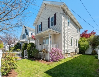 47 Alexander Ave, Medford, Massachusetts, 4 Bedrooms Bedrooms, 7 Rooms Rooms,2 BathroomsBathrooms,Residential,For Sale,Alexander Ave,73509771