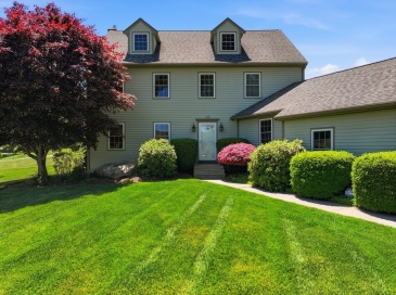 17 Stoneybrook Rd, Grafton, Massachusetts, 4 Bedrooms Bedrooms, 8 Rooms Rooms,2.5 BathroomsBathrooms,Residential,For Sale,Stoneybrook Rd,73496670 17 Stoneybrook Rd, Grafton, Massachusetts, 4 Bedrooms Bedrooms, 8 Rooms Rooms,2.5 BathroomsBathrooms,Residential,For Sale,Stoneybrook Rd,73496670