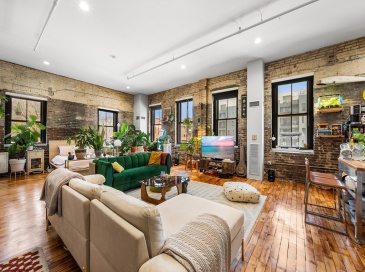 70-72 Northampton St, Boston, Massachusetts, 1 Bedroom Bedrooms, 2 Rooms Rooms,1 BathroomBathrooms,Residential,For Sale,Northampton St,73510274 70-72 Northampton St, Boston, Massachusetts, 1 Bedroom Bedrooms, 2 Rooms Rooms,1 BathroomBathrooms,Residential,For Sale,Northampton St,73510274