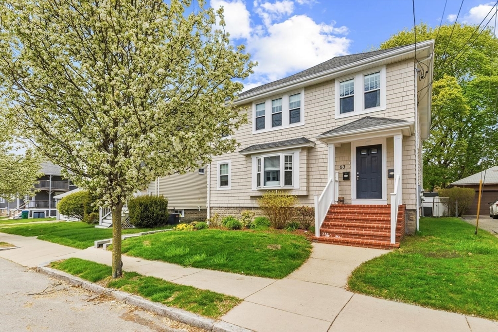 63 Century Street, Medford, Massachusetts, 3 Bedrooms Bedrooms, 5 Rooms Rooms,2 BathroomsBathrooms,Residential,For Sale,Century Street,73510409