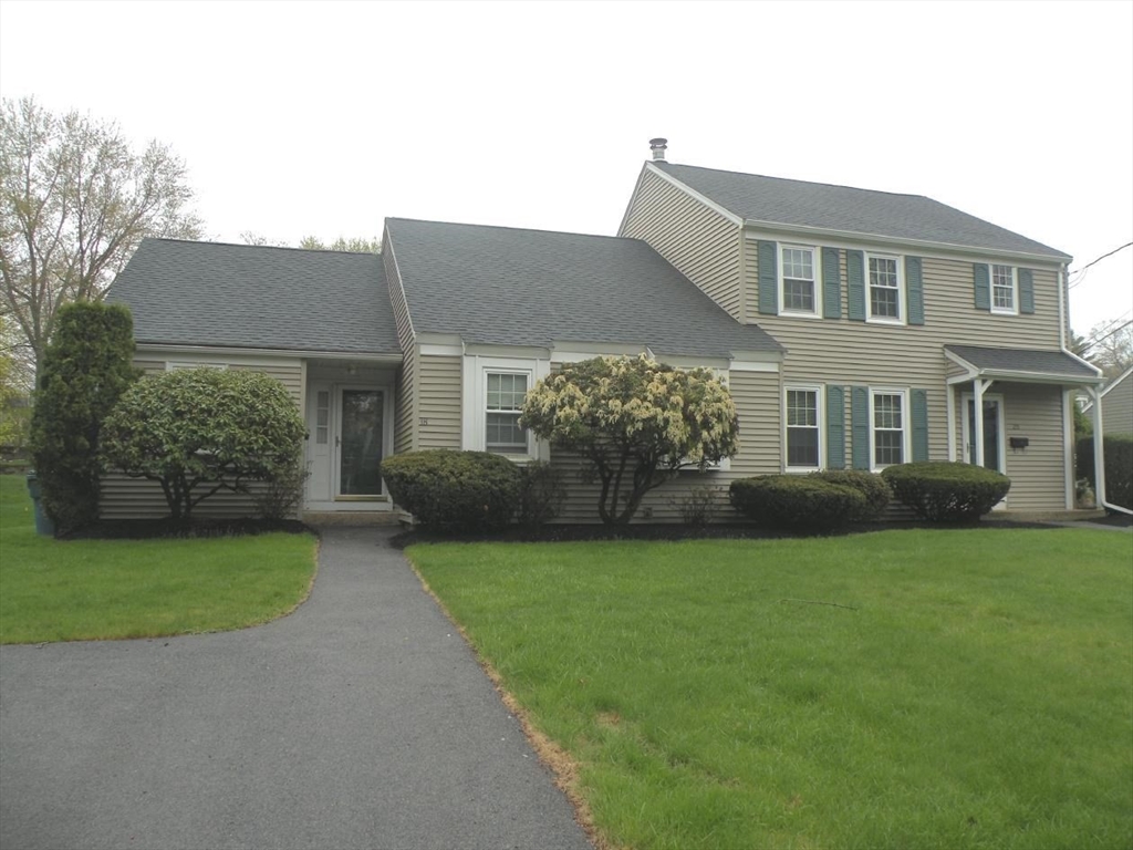 18/20 Will Drive, Canton, Massachusetts, 4 Bedrooms Bedrooms, 10 Rooms Rooms,3.5 BathroomsBathrooms,Residential Income,For Sale,Will Drive,73510413