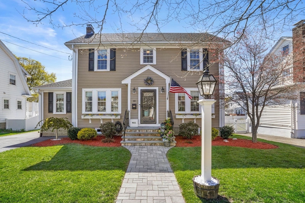 88 Damon Rd, Medford, Massachusetts, 3 Bedrooms Bedrooms, 8 Rooms Rooms,2.5 BathroomsBathrooms,Residential,For Sale,Damon Rd,73510356