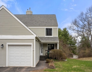 44 Stone Ridge Rd, Franklin, Massachusetts, 2 Bedrooms Bedrooms, 7 Rooms Rooms,2.5 BathroomsBathrooms,Residential,For Sale,Stone Ridge Rd,73510076