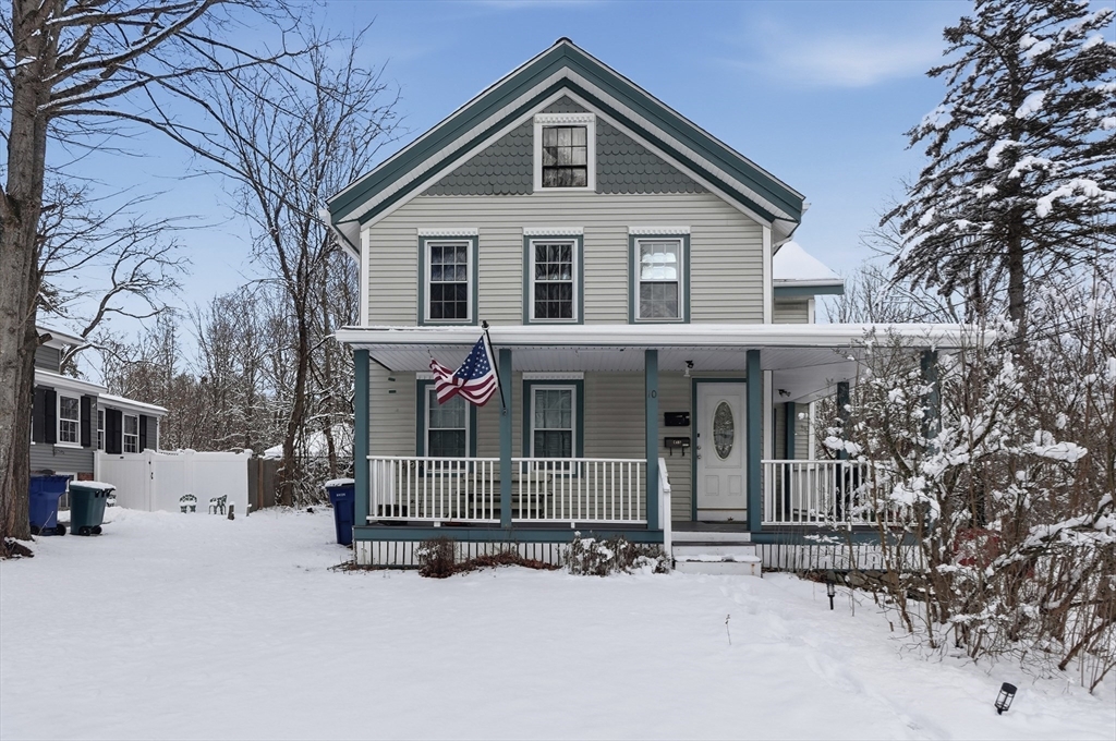10 Franklin St, Medway, Massachusetts, 3 Bedrooms Bedrooms, 7 Rooms Rooms,1 BathroomBathrooms,Residential Lease,For Rent,Franklin St,73499453