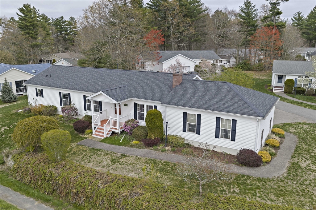 6802 Oak Point Drive, Middleboro, Massachusetts, 2 Bedrooms Bedrooms, 7 Rooms Rooms,2 BathroomsBathrooms,Residential,For Sale,Oak Point Drive,73510435