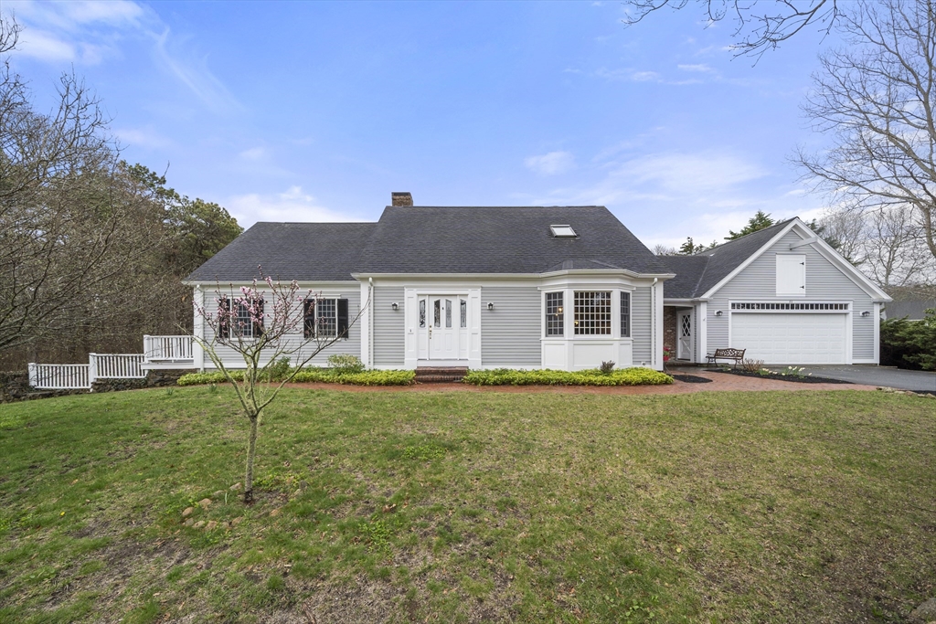 80 Forest Hills Dr, Dennis, Massachusetts, 4 Bedrooms Bedrooms, 10 Rooms Rooms,5 BathroomsBathrooms,Residential,For Sale,Forest Hills Dr,73507696