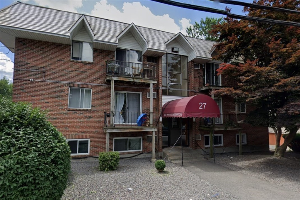 27 Gordon Street, Framingham, Massachusetts, 1 Bedroom Bedrooms, 3 Rooms Rooms,1 BathroomBathrooms,Residential,For Sale,Gordon Street,73510465