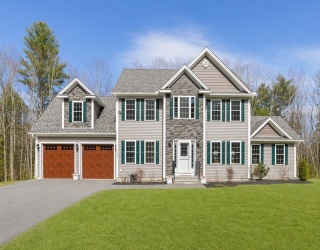 526 Hubbardston Rd, Templeton, Massachusetts, 4 Bedrooms Bedrooms, 8 Rooms Rooms,2.5 BathroomsBathrooms,Residential,For Sale,Hubbardston Rd,73510242