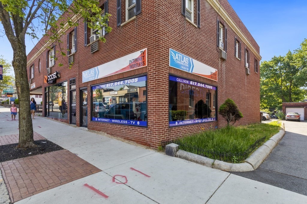 493 Broadway, Everett, Massachusetts, ,Commercial Lease,For Rent,Broadway,73510259