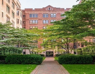 988 Memorial Dr, Cambridge, Massachusetts, 1 Bedroom Bedrooms, 2 Rooms Rooms,1 BathroomBathrooms,Residential Lease,For Rent,Memorial Dr,73510486