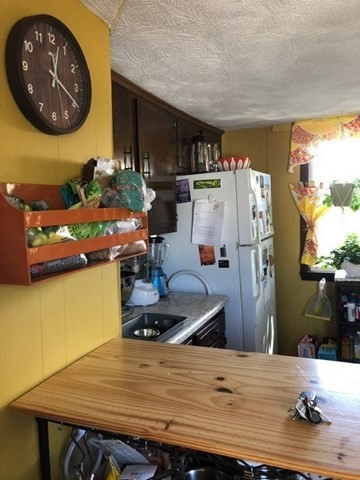 1 Dana Terrace, Watertown, Massachusetts, 1 Bedroom Bedrooms, 4 Rooms Rooms,1 BathroomBathrooms,Residential Lease,For Rent,Dana Terrace,73510285