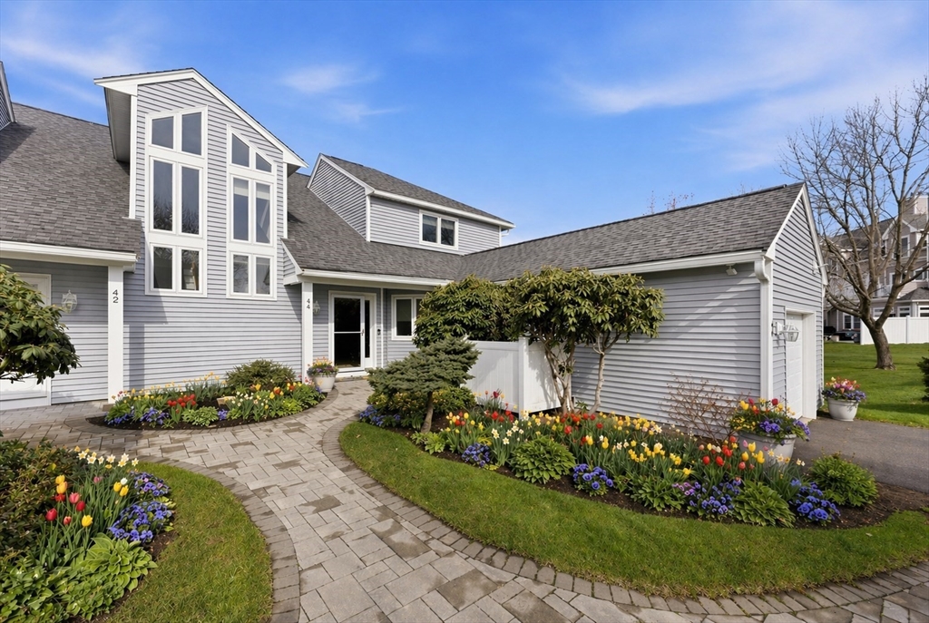 44 Fairway Dr, Plymouth, Massachusetts, 3 Bedrooms Bedrooms, 7 Rooms Rooms,3.5 BathroomsBathrooms,Residential,For Sale,Fairway Dr,73510322