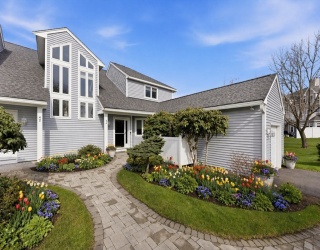 44 Fairway Dr, Plymouth, Massachusetts, 3 Bedrooms Bedrooms, 7 Rooms Rooms,3.5 BathroomsBathrooms,Residential,For Sale,Fairway Dr,73510322