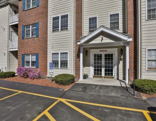 122 Eagle Dr, Tewksbury, Massachusetts, 2 Bedrooms Bedrooms, 5 Rooms Rooms,2 BathroomsBathrooms,Residential,For Sale,Eagle Dr,73510000