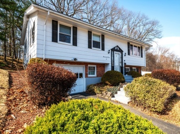 3 Anne Dr, Peabody, Massachusetts, 3 Bedrooms Bedrooms, 7 Rooms Rooms,2 BathroomsBathrooms,Residential,For Sale,Anne Dr,73487545 3 Anne Dr, Peabody, Massachusetts, 3 Bedrooms Bedrooms, 7 Rooms Rooms,2 BathroomsBathrooms,Residential,For Sale,Anne Dr,73487545