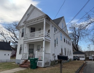 9 Willow Street, Northbridge, Massachusetts, 6 Bedrooms Bedrooms, 14 Rooms Rooms,3 BathroomsBathrooms,Residential Income,For Sale,Willow Street,73495288