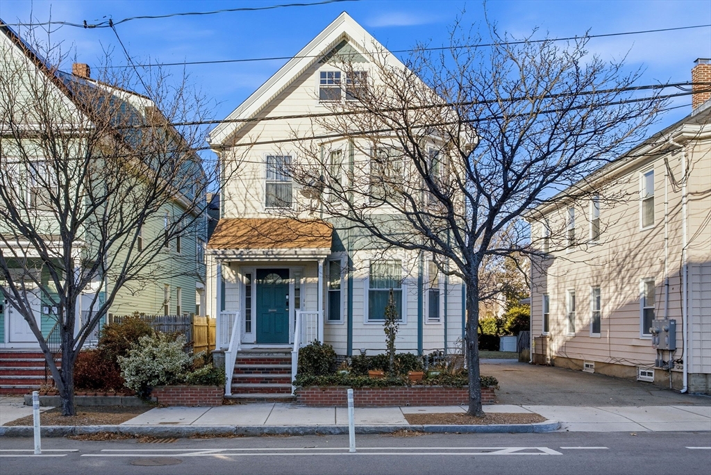 51 Belmont St, Cambridge, Massachusetts, 6 Bedrooms Bedrooms, 13 Rooms Rooms,3.5 BathroomsBathrooms,Residential Income,For Sale,Belmont St,73479792