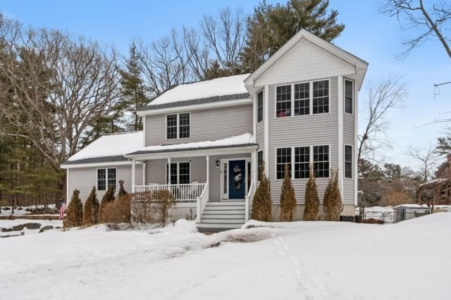 3 Mohegan Circle, Milford, Massachusetts, 4 Bedrooms Bedrooms, 10 Rooms Rooms,2.5 BathroomsBathrooms,Residential,For Sale,Mohegan Circle,73483270