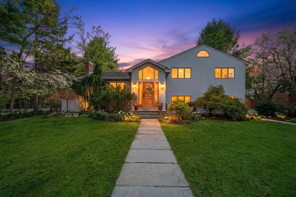 54 Oakvale Rd, Newton, Massachusetts, 4 Bedrooms Bedrooms, 10 Rooms Rooms,2.5 BathroomsBathrooms,Residential,For Sale,Oakvale Rd,73488038