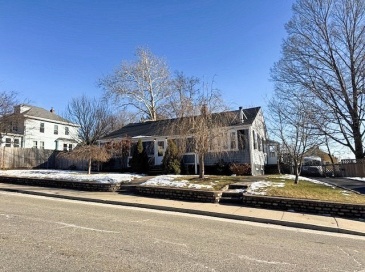 50 Blackstone St, Cumberland, Rhode Island, 4 Bedrooms Bedrooms, 6 Rooms Rooms,1 BathroomBathrooms,Residential,For Sale,Blackstone St,73472799