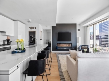133 Seaport Blvd, Boston, Massachusetts, 2 Bedrooms Bedrooms, 4 Rooms Rooms,2.5 BathroomsBathrooms,Residential,For Sale,Seaport Blvd,73456795