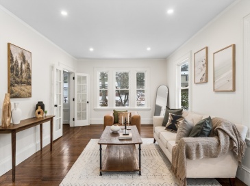 204 Lincoln St, Franklin, Massachusetts, 4 Bedrooms Bedrooms, 10 Rooms Rooms,2 BathroomsBathrooms,Residential,For Sale,Lincoln St,73470342