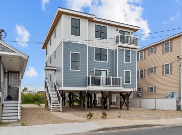 30 Cable Ave, Salisbury, Massachusetts, 3 Bedrooms Bedrooms, 6 Rooms Rooms,2 BathroomsBathrooms,Residential,For Sale,Cable Ave,73485770 30 Cable Ave, Salisbury, Massachusetts, 3 Bedrooms Bedrooms, 6 Rooms Rooms,2 BathroomsBathrooms,Residential,For Sale,Cable Ave,73485770