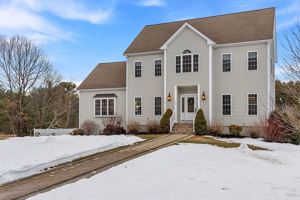 103 Prairie St, Northbridge, Massachusetts, 4 Bedrooms Bedrooms, 12 Rooms Rooms,3.5 BathroomsBathrooms,Residential,For Sale,Prairie St,73484449