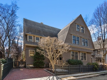 3 Berkeley Place, Cambridge, Massachusetts, 6 Bedrooms Bedrooms, 13 Rooms Rooms,6.5 BathroomsBathrooms,Residential,For Sale,Berkeley Place,73488583