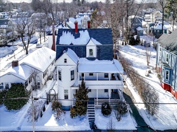126 Wibird St, Portsmouth, New Hampshire, 2 Bedrooms Bedrooms, 5 Rooms Rooms,1.5 BathroomsBathrooms,Residential,For Sale,Wibird St,73477408