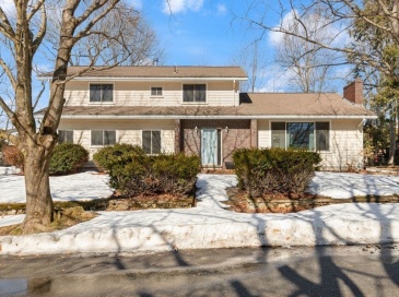 21 Olsen Rd, Peabody, Massachusetts, 4 Bedrooms Bedrooms, 9 Rooms Rooms,3.5 BathroomsBathrooms,Residential,For Sale,Olsen Rd,73485713
