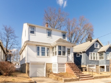 37 Cotuit St, Boston, Massachusetts, 3 Bedrooms Bedrooms, 8 Rooms Rooms,2 BathroomsBathrooms,Residential,For Sale,Cotuit St,73491622