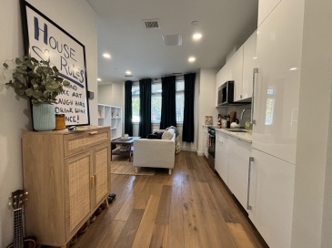 97 Elmwood Street, Cambridge, Massachusetts, 1 Bedroom Bedrooms, 2 Rooms Rooms,1 BathroomBathrooms,Residential Lease,For Rent,Elmwood Street,73510526