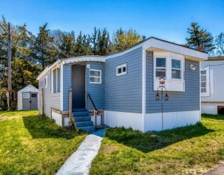 2 Depot St, Wareham, Massachusetts, 3 Bedrooms Bedrooms, 5 Rooms Rooms,1 BathroomBathrooms,Residential,For Sale,Depot St,73510545