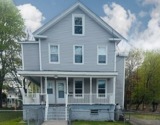 155 Cedar Street, Framingham, Massachusetts, 2 Bedrooms Bedrooms, 4 Rooms Rooms,1 BathroomBathrooms,Residential Lease,For Rent,Cedar Street,73510608