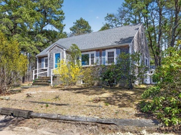 20 Fresh Brook Ln, Wellfleet, Massachusetts, 3 Bedrooms Bedrooms, 5 Rooms Rooms,1 BathroomBathrooms,Residential,For Sale,Fresh Brook Ln,73510650 20 Fresh Brook Ln, Wellfleet, Massachusetts, 3 Bedrooms Bedrooms, 5 Rooms Rooms,1 BathroomBathrooms,Residential,For Sale,Fresh Brook Ln,73510650