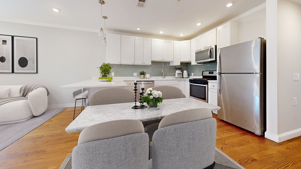 2747 Washington Street, Boston, Massachusetts, 4 Bedrooms Bedrooms, 7 Rooms Rooms,2 BathroomsBathrooms,Residential Lease,For Rent,Washington Street,73510692