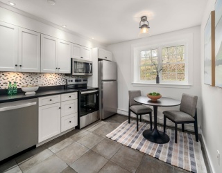 10 Chapel Hill, Plymouth, Massachusetts, 1 Bedroom Bedrooms, 4 Rooms Rooms,1 BathroomBathrooms,Residential,For Sale,Chapel Hill,73510648