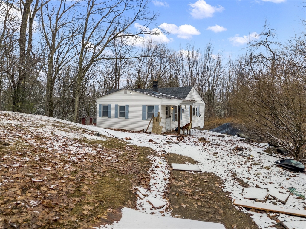 145 Baldwinville Rd, Phillipston, Massachusetts, 1 Bedroom Bedrooms, 4 Rooms Rooms,1 BathroomBathrooms,Residential,For Sale,Baldwinville Rd,73491067