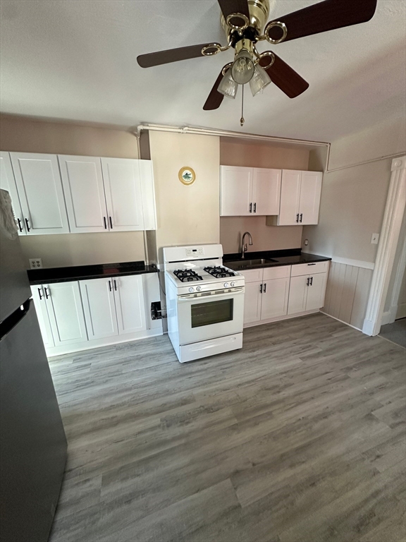 255 Main St, Springfield, Massachusetts, 2 Bedrooms Bedrooms, 5 Rooms Rooms,1 BathroomBathrooms,Residential Lease,For Rent,Main St,73510770