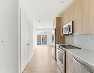 1035 Commonwealth Ave, Boston, Massachusetts, 1 Bedroom Bedrooms, 2 Rooms Rooms,1 BathroomBathrooms,Residential Lease,For Rent,Commonwealth Ave,73510808