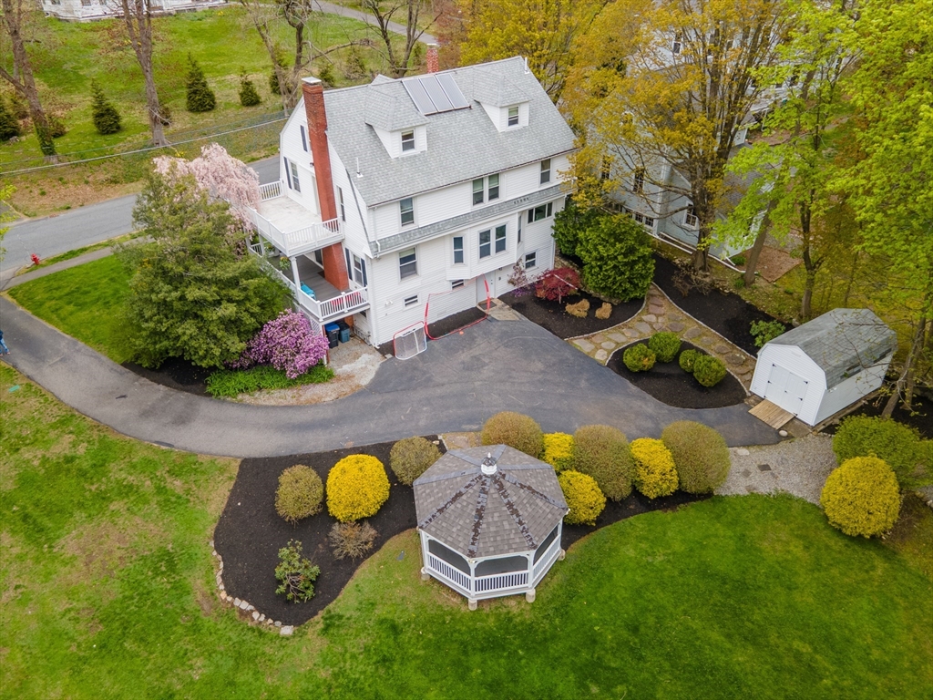 17 Grove St, Natick, Massachusetts, 6 Bedrooms Bedrooms, 11 Rooms Rooms,2.5 BathroomsBathrooms,Residential,For Sale,Grove St,73510840