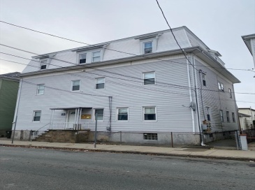 153 Jencks St, Fall River, Massachusetts, 12 Bedrooms Bedrooms, 29 Rooms Rooms,6 BathroomsBathrooms,Residential Income,For Sale,Jencks St,73510903