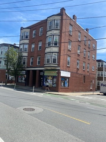 208A Washington Street, Somerville, Massachusetts, 1 Bedroom Bedrooms, 4 Rooms Rooms,1 BathroomBathrooms,Residential Lease,For Rent,Washington Street,73510914