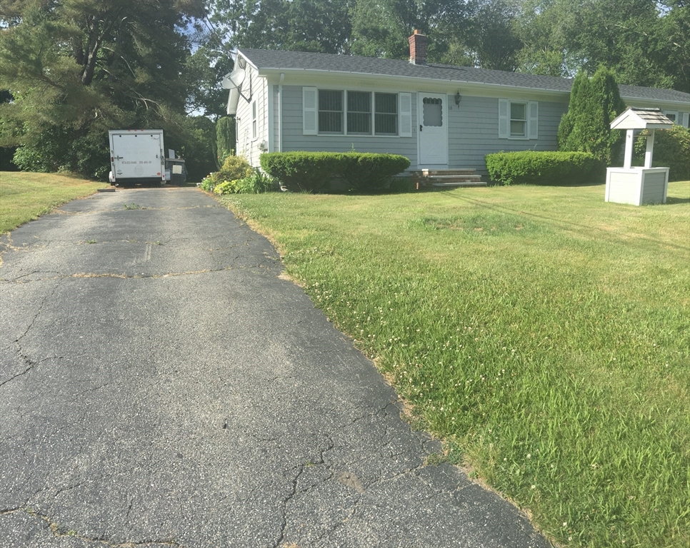 68 D Drive, Westport, Massachusetts, 2 Bedrooms Bedrooms, 4 Rooms Rooms,1 BathroomBathrooms,Residential Lease,For Rent,D Drive,73510921