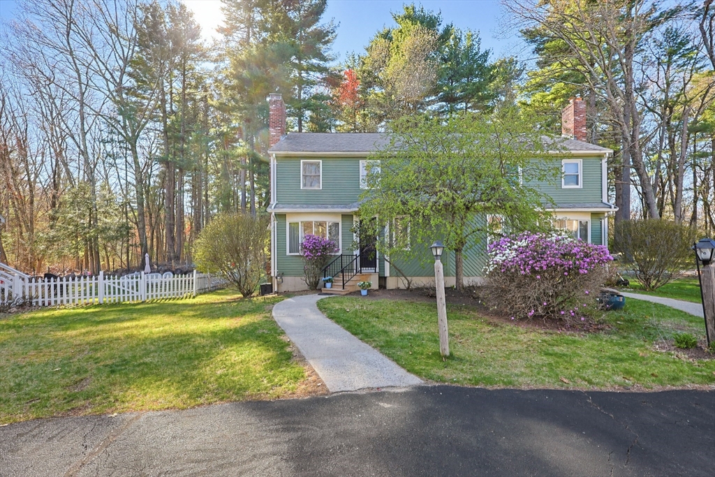103 Metropolitan Ave, Ashland, Massachusetts, 3 Bedrooms Bedrooms, 6 Rooms Rooms,2.5 BathroomsBathrooms,Residential Lease,For Rent,Metropolitan Ave,73511005
