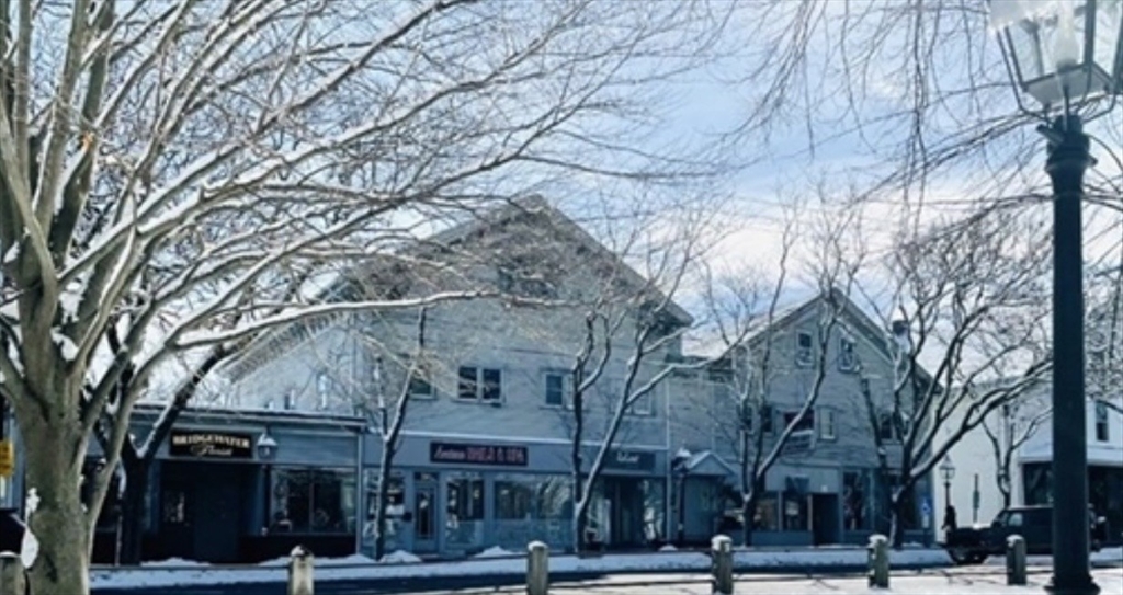 40 Central Square, Bridgewater, Massachusetts, ,Commercial Sale,For Sale,Central Square,73510886