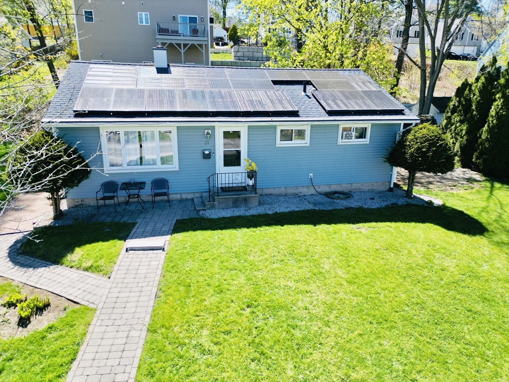 37 Humes Ave, Worcester, Massachusetts, 4 Bedrooms Bedrooms, 7 Rooms Rooms,1.5 BathroomsBathrooms,Residential,For Sale,Humes Ave,73510870